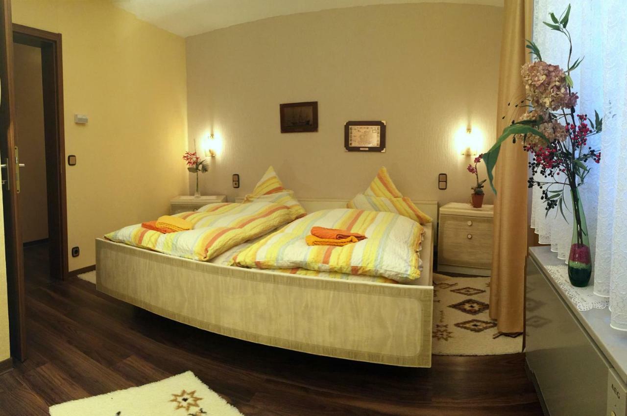 Ferienwohnung Schneider Ormesheim Exteriör bild